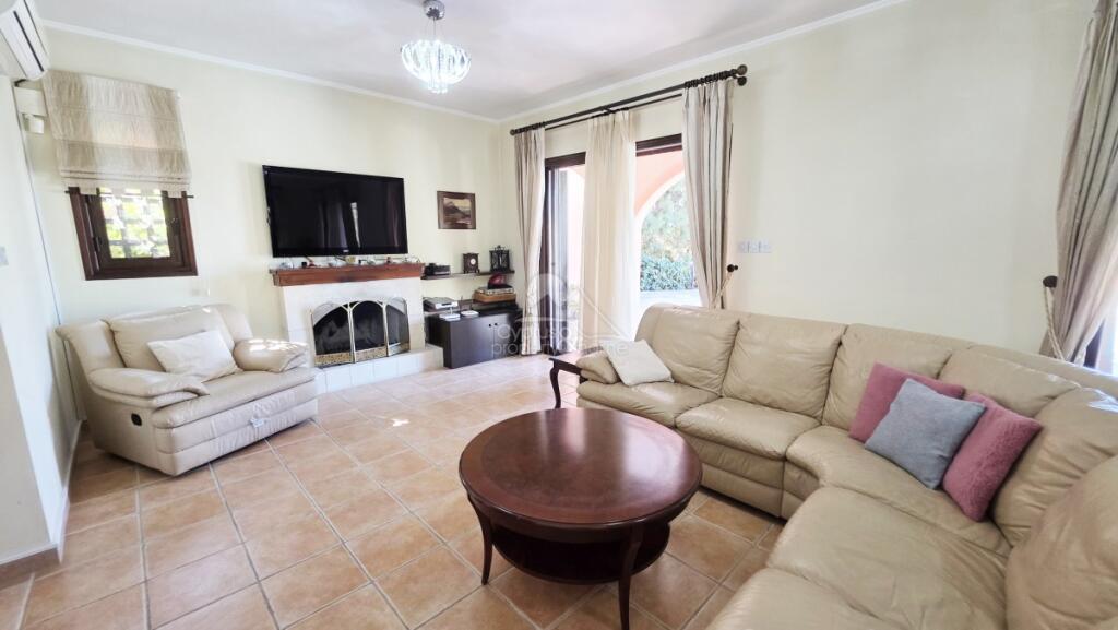 3 bedroom Villa in Kamares | ID 135 - 6